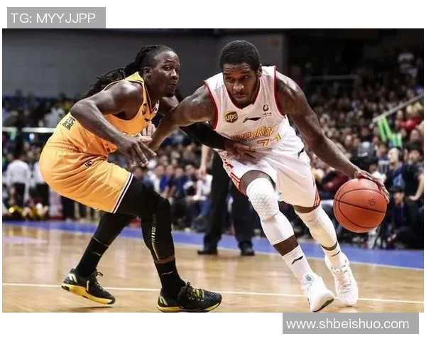 杭州羽毛球队在世界锦标赛积分榜上以73分稳居第一名展现强劲实力