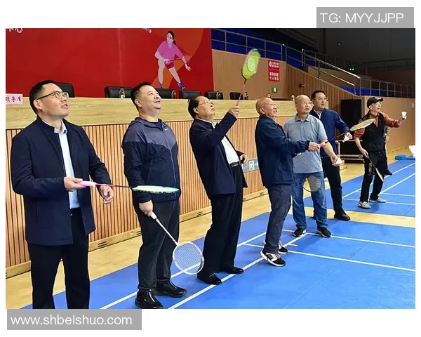 重庆羽毛球队团队协作能力创新高引领全国羽毛球赛场新风潮